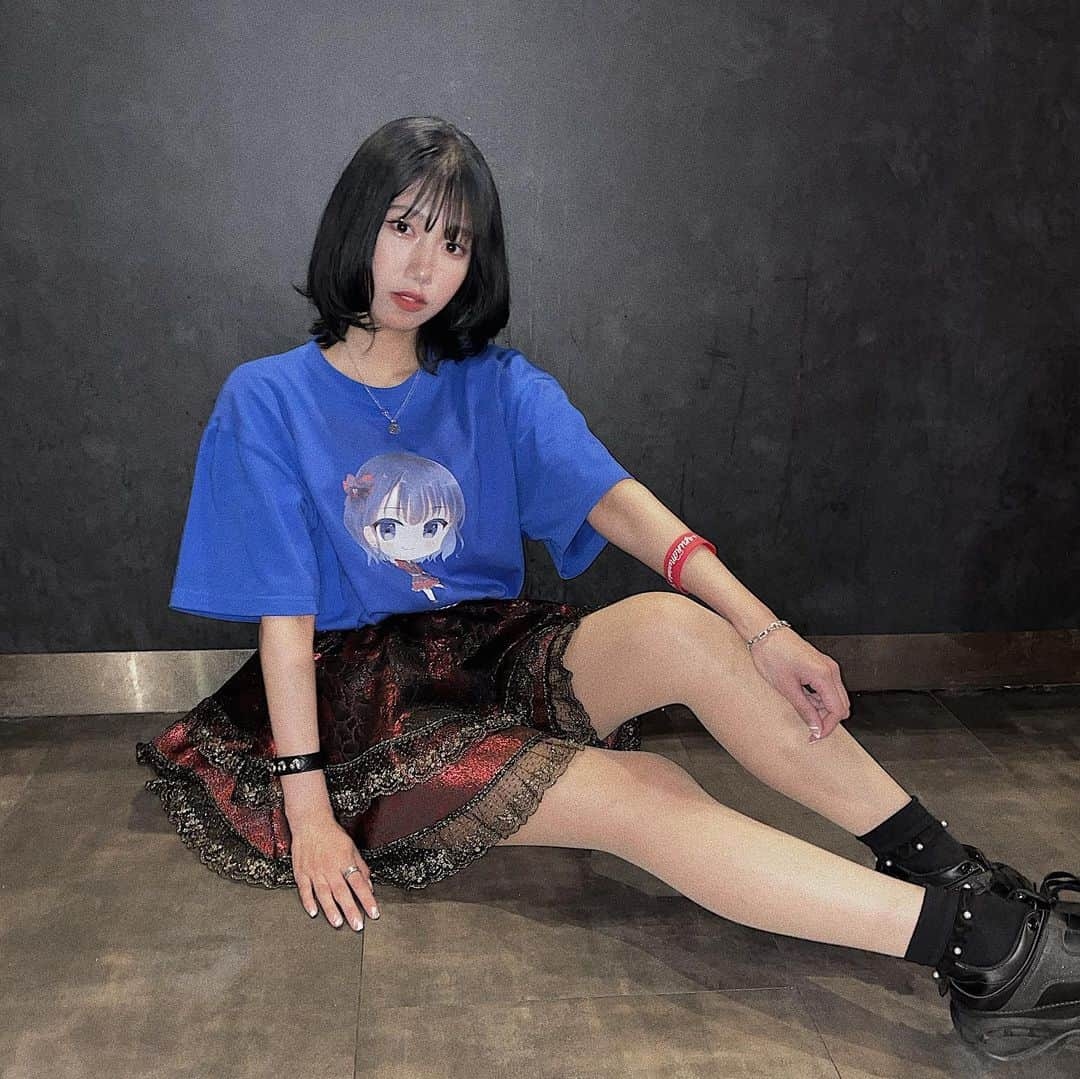 原田まゆさんのインスタグラム写真 - (原田まゆInstagram)「. アンコールでTシャツ着るの夢だったんだよ叶えさせてくれてありがとうお揃いしてくれて嬉しい💙 #アイドル#idol#渋谷#Tシャツ#ulzzang#좋아요#좋아요반사#좋아요그램#팔로우#팔로우백#팔로우반사#맞팔#셀카#셀카그램#얼스타그램#메이크업#l4l」2月12日 20時58分 - mayugearimasu