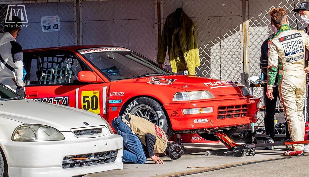 mistbahnさんのインスタグラム写真 - (mistbahnInstagram)「_ KATSUMATA MACHINE MAINTENANCE Honda EF9 CIVIC SiR _ _ Shot on Nov-15 2020 "Circuit Festa" "HONDA ONE MAKE RACE" organized by @aslan_inc_japan at Central Circuit. _ owner: @inkatsu0448 photo: @mistbahn _ _ JP) 2020年11月15日のセントラルサーキットで開催された「サーキットフェスタ」内の、アスランさん( @aslan_inc_japan )主催の「ホンダ・ワンメイク・レース」で撮影。 _ _ #circuitfesta #サーキットフェスタ #hondaonemakerace #centralcircuit #セントラルサーキット #カツマタマシーンメンテナンス #honda #civic #hondacivic #ホンダシビック #シビック #ctr #acuractr #ef9 #ef #efcivic #aslan #アスラン #aslan_inc_japan #osakajdm #kanjo #kanjostyle #kanjoracer #kanjozoku #timeattack #timeattackjapan #bseries #b16 #b16a #hondasontrack」2月12日 21時10分 - mistbahn