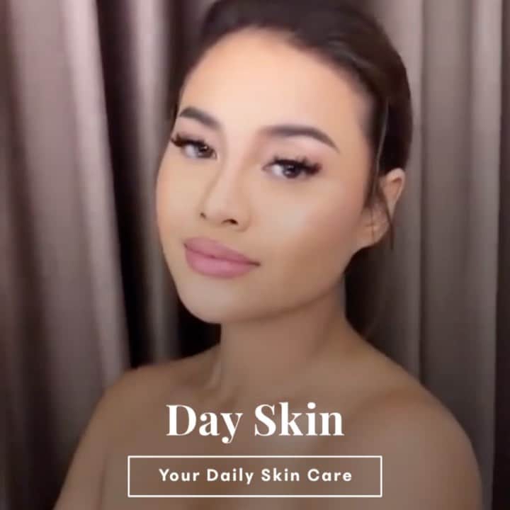 ASHANTY BEAUTY CREAM OFFICIALのインスタグラム：「Temukan promo menarik special Chinese New Year 🛍  Dapatkan produk - produk by Ashanty dengan harga super hemaaaat !!! Yuk langsung geser kekiri untuk melihat promo - promonyaa.  • Dapatkan Produk Korea Kosmetik by Ashanty hanya di @kcosmetics.official  • Temukan Kosemetik by Ashanty hanya di @ashantybeautycosmetics  • Cream perawatan wajah rutin Bunda Ashanty ? Hanya di @ashantyid • Skincare routine Aurelie Hermansyah ? Langsung ke ig @dayskin.official yaa • Anak anak butuh nutrisi yang baik, berikan madu kaya manfaat dari @actorleeminho  • Dapatkan tubuh ideal sehat dan langsing bersama @ash.juice  • Bulu mata super kece favorite Aurelie Hermansyah ? Langsung ke @aurellolycosmetics  • Ingin tampil lebih maksimal ? Gunakan Softlens by @ashantybeautycare.id  • Tubuh lebih sehat dengan rutin konsumsi @afclife_byasix  • Kulit tubuh juga butuh nutrisi, konsumsi kolagen drink by @ashbodycare   Informasi dan pemesanan kamu bisa langsung kunjungi masing - masing IG official atau kamu bisa langsung click link yang sudah tertera di Bio IG @ashantyid 🛍」