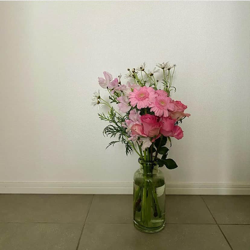 清水くるみさんのインスタグラム写真 - (清水くるみInstagram)「アップの時にいただいたお花💐」2月12日 21時19分 - kurumi_shimizu