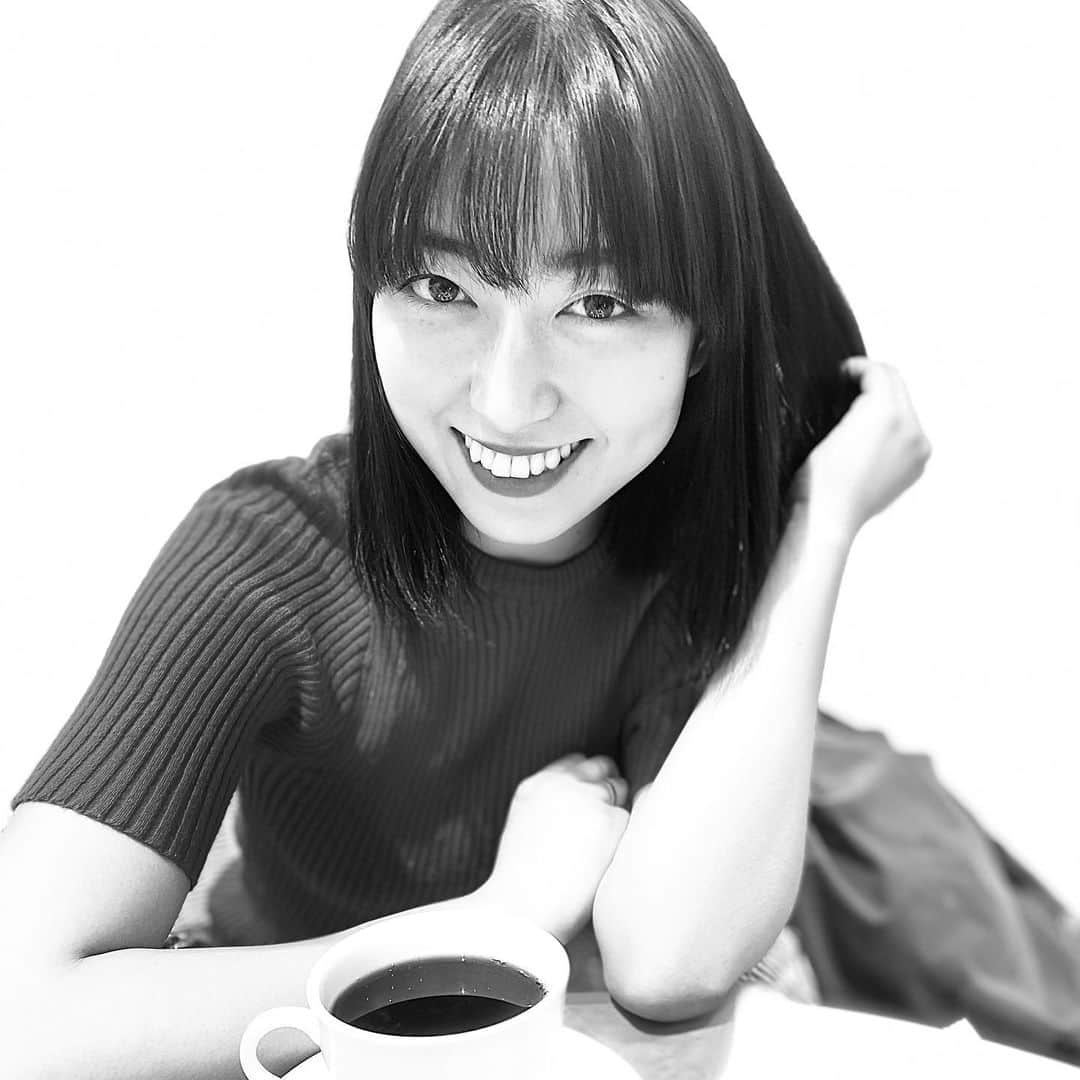 中里亜美のインスタグラム：「新年快樂🎉祝大家幸福🥠🙏🏼🥠  #旧正月 #春節」