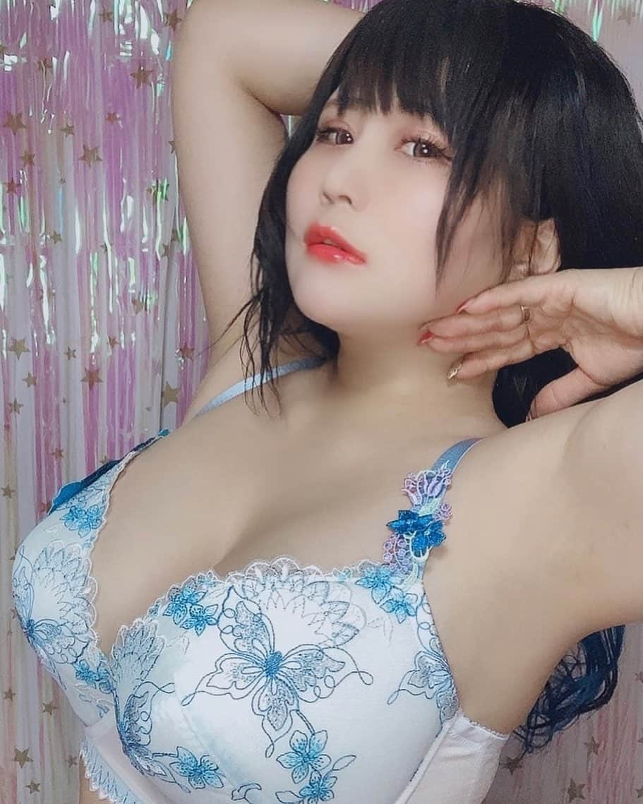 saiちゃんはにさいさんのインスタグラム写真 - (saiちゃんはにさいInstagram)「#ランジェリー #sexylingerie #lingeri #ブラジャーの日 #ブラの日 ‪ #でっかいおっぱいでみんなを元気にしたい‬ ‪ #グラビア自画撮り部‬ #salute #サルート   #コスプレ #コスプレイヤー #グラビア #gravure#コスプレ女子 #cosplay #cosplayer #cosplaygirl #cosplayphoto #こすぷれ #こすぷれいやー #撮影会 #撮影会モデル #Japan #Japanesemodel #Japanesegirl #Japaneseidol」2月12日 21時30分 - saichan1sai