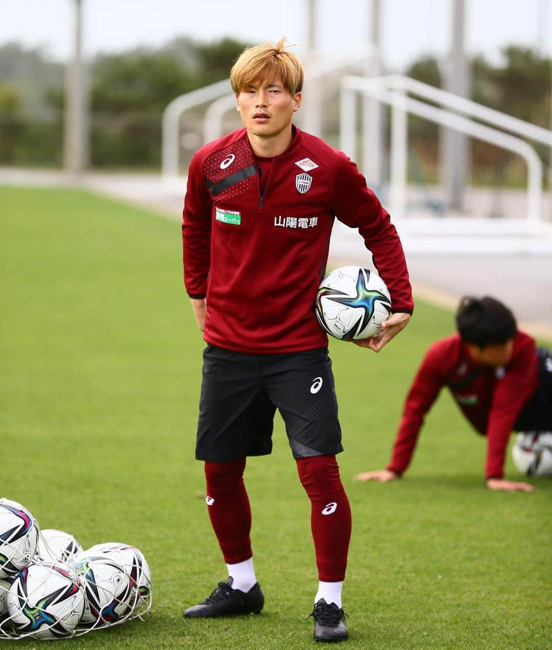 古橋亨梧さんのインスタグラム写真 - (古橋亨梧Instagram)「day 9 👀 キャンプも残すところ後1日💪💪 #visselkobe#okinawa#2021」2月12日 21時37分 - kyogo_furuhashi