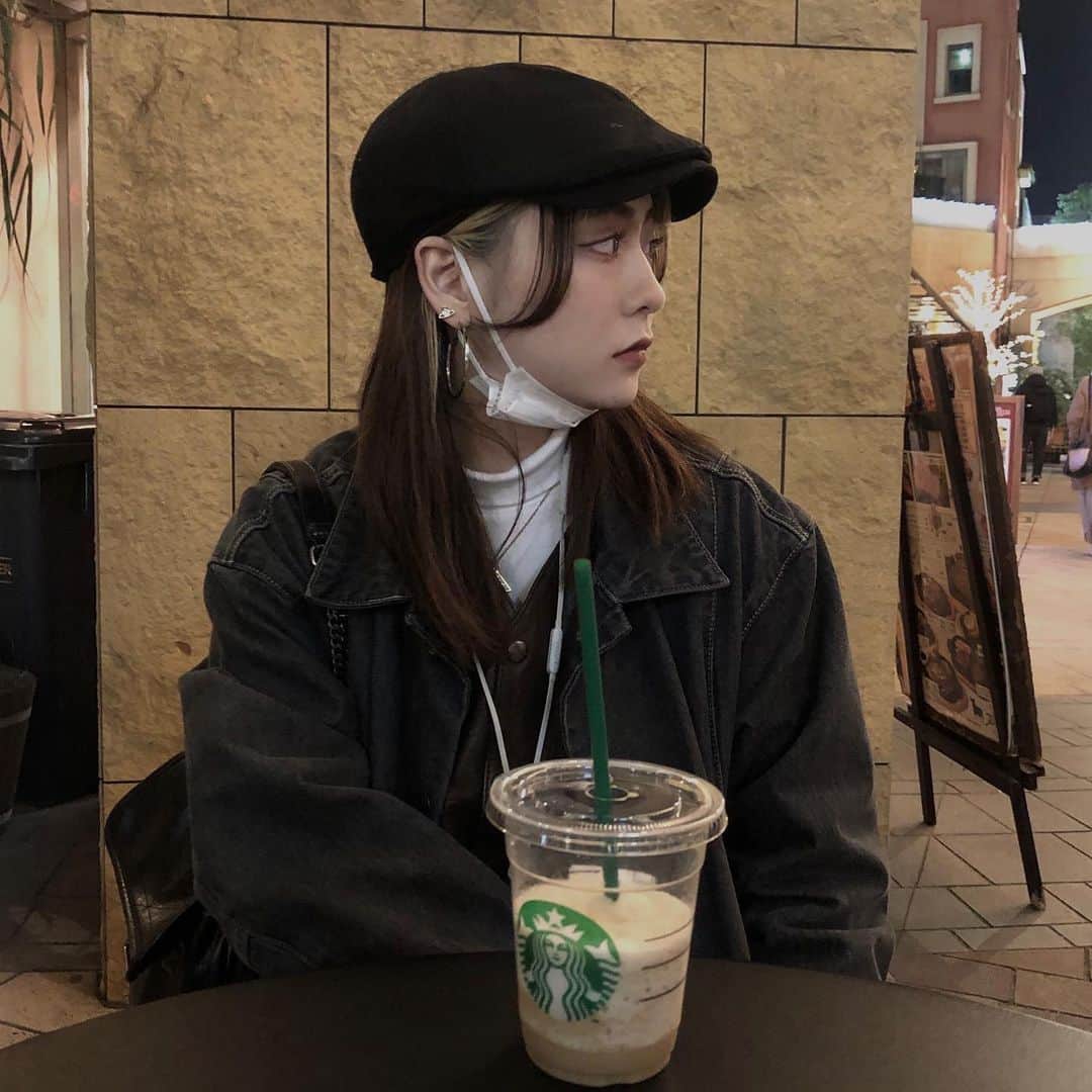 のインスタグラム：「もう少し暖かくなったら着たい服沢山あるなぁ😌😌」