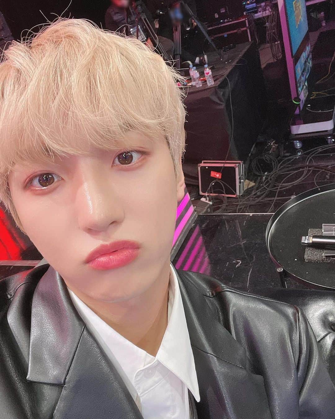UP10TIONのインスタグラム：「#업텐션 #선율 #UP10TION #SUNYOUL #1일_1셀카_12일차」