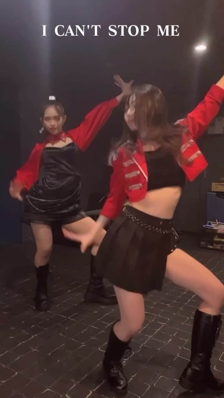 柏元萌華のインスタグラム：「💛✨１００日ダンスチャレンジ✨💛 【９日目】 #ICANTSTOPME / #TWICE  今日は舞ちゃんと💝 @mai.t831  コラボもどんどんしていきたいっ！！ #100日ダンスチャレンジ#もえダンス #もえぴーぽー募集 #kpop#coverdance#once」
