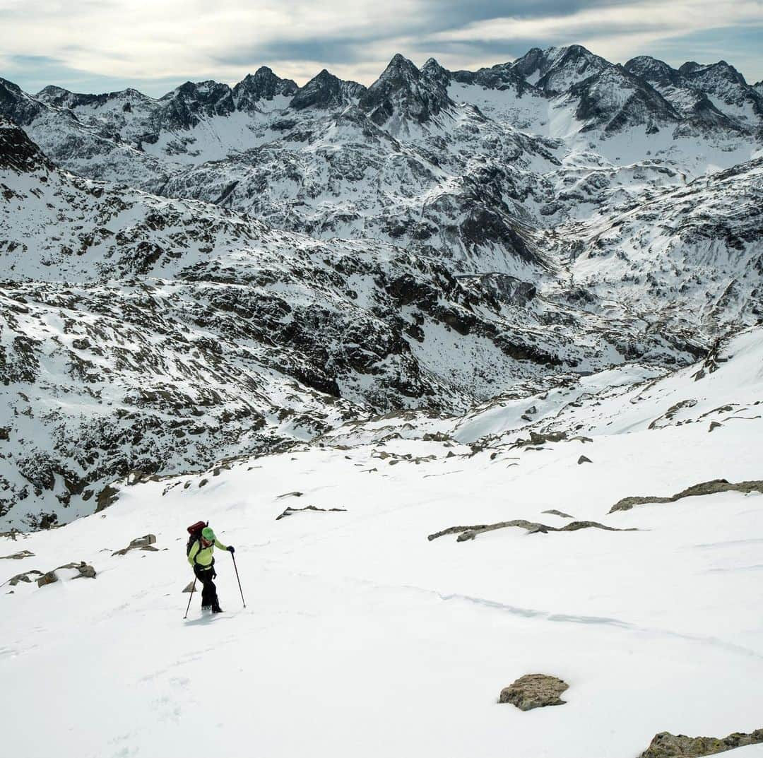 ドイターさんのインスタグラム写真 - (ドイターInstagram)「We would love to be in the Pyrenees National Park now.... Thank you Parvaneh for sharing your impressions of your tour to Pic du Balaïtous. 🗻✨ - Please tag #deuter to be featured. ❤️🏔 - #deuter #outdoor #sports #alpine #mountaineer #deuterbackpack #france #spain #mountains #extreme」2月12日 22時07分 - deuter