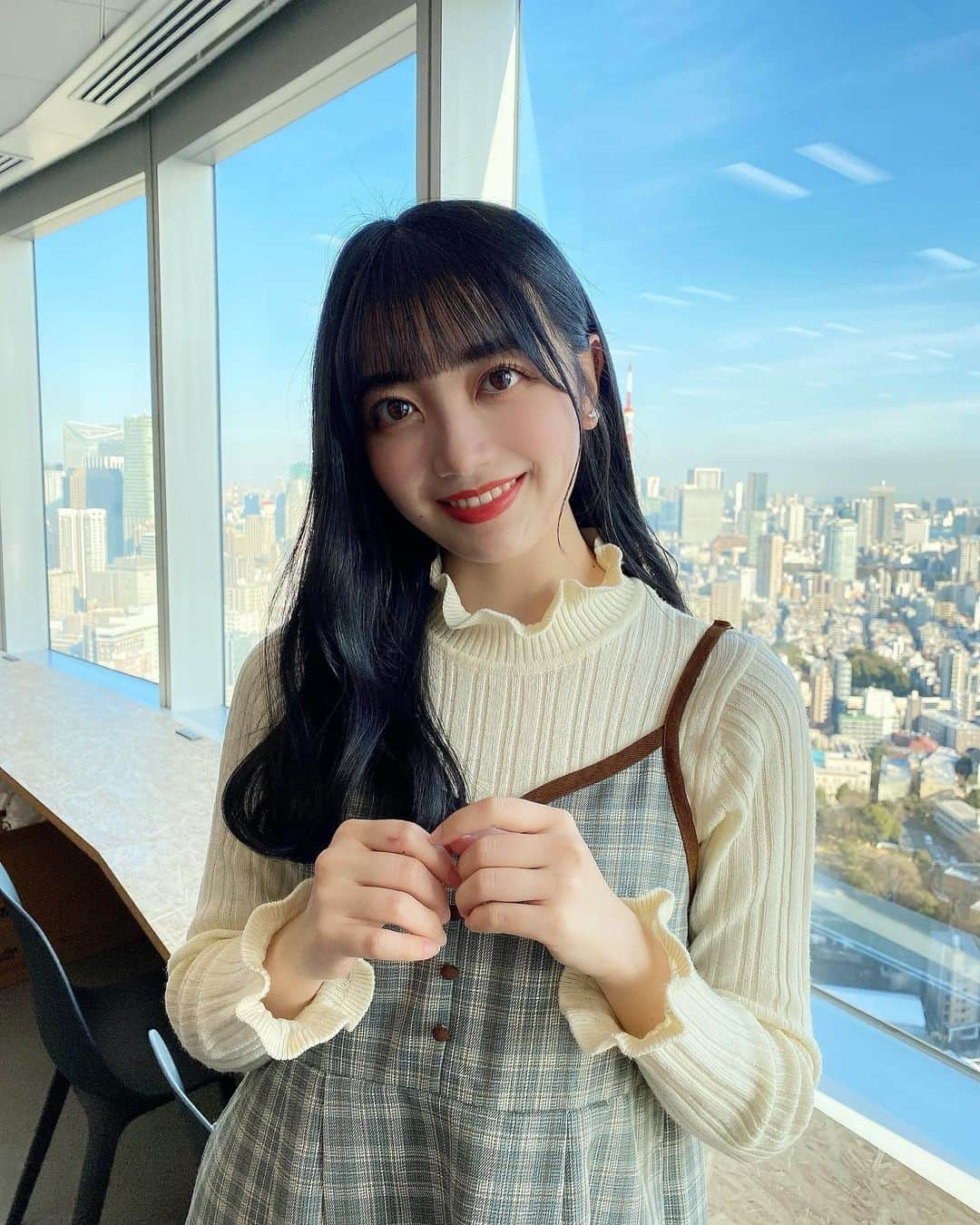 辻ゆかさんのインスタグラム写真 - (辻ゆかInstagram)「⠀⠀⠀ 東京タワー探してみてね🗼 そしてハイスクールの動画も上がってるよ〜みてみてね(^^) ⠀⠀⠀ 金曜日お疲れ様っ！！ ⠀⠀⠀ #かみやど #ひらがなかみやど #辻ゆか #アイドル #japaneseidol」2月12日 22時09分 - yuuka__tsuji