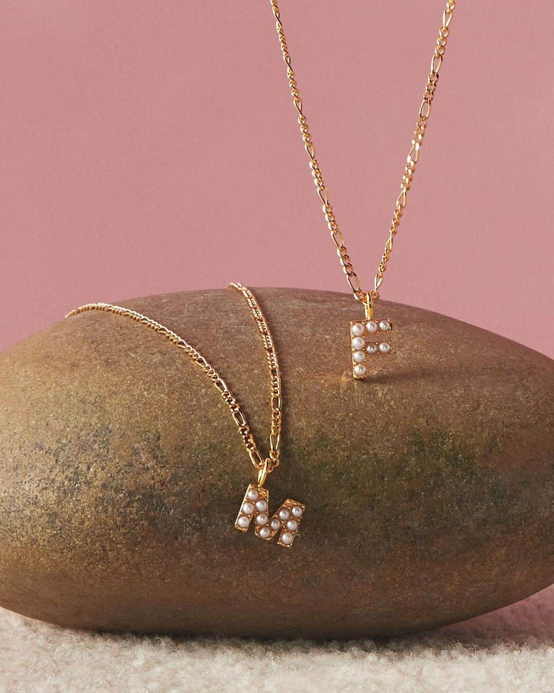 MATCHESFASHION.COMさんのインスタグラム写真 - (MATCHESFASHION.COMInstagram)「Choose a piece of jewellery that is just right for you from @otiumberg’s collection of alphabet necklaces, hand-carved from sustainably sourced materials. Discover more finishing touches at the link in bio.」2月12日 22時28分 - matches
