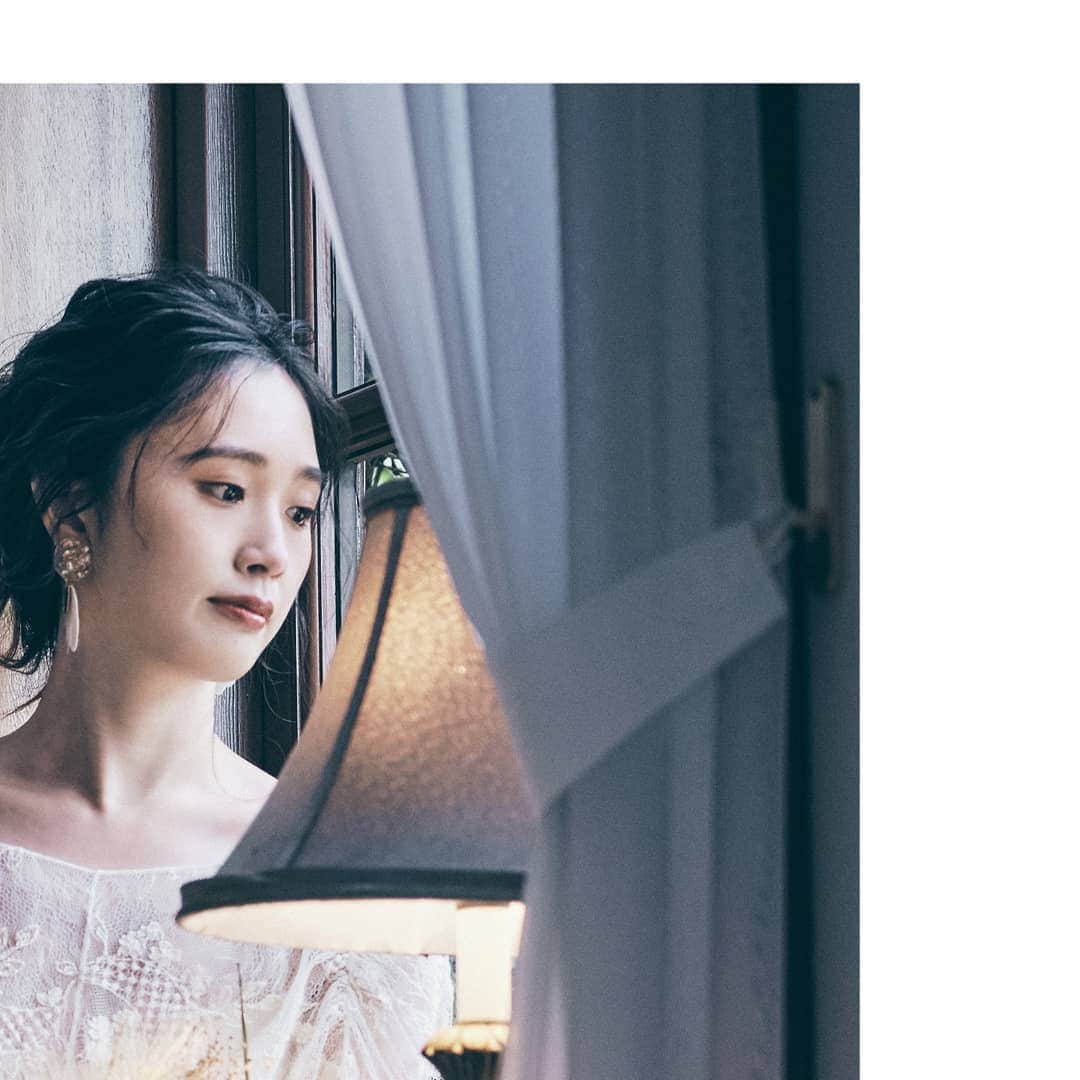 結婚式場 ヴィラ・デ・マリアージュ宇都宮のインスタグラム：「﻿ 1000着以上のドレス﻿ の中から﻿ 運命の１着を。﻿ ﻿﻿ @villas_des_mariages_utsunomiya﻿﻿ ﻿﻿ #wedding﻿﻿﻿﻿﻿﻿ #ウェディング﻿﻿﻿﻿﻿﻿﻿ #結婚式﻿﻿﻿﻿﻿﻿ #プレ花嫁﻿﻿﻿﻿﻿﻿ #花嫁﻿﻿﻿﻿ #フォトウェディング﻿﻿ #宇都宮 ﻿﻿﻿#栃木﻿﻿﻿ #宇都宮結婚﻿﻿﻿式 #栃木結婚式﻿﻿﻿ #宇都宮結婚式場﻿﻿ #栃木結婚式場﻿﻿﻿ ﻿#ヴィラデマリアージュ ﻿﻿﻿﻿﻿﻿ #ヴィラデマリアージュ宇都宮﻿﻿﻿﻿﻿﻿ #2021年秋婚 #2021冬婚 #ブライダルフェア﻿﻿﻿﻿﻿﻿ #宇都宮フォトウェディング #アニバーサリー﻿﻿﻿﻿﻿﻿ #宇都宮カフェ﻿﻿ #宇都宮花嫁﻿﻿﻿﻿﻿ #栃木花嫁﻿﻿﻿﻿﻿ #2021婚﻿﻿﻿﻿ ﻿﻿﻿ ﻿」