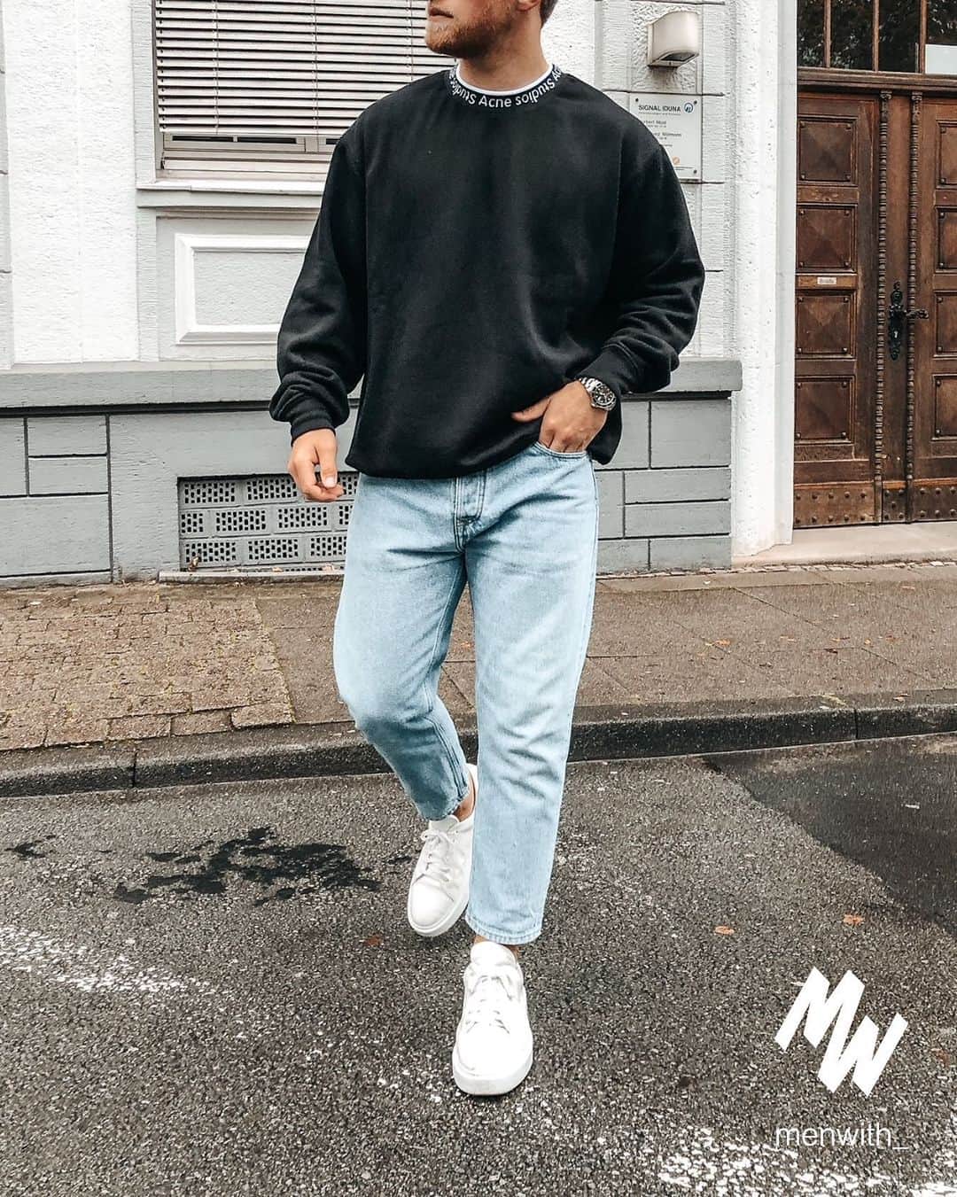 Men Withのインスタグラム：「Really nice photo of our dear friend @say_philipp 👌🏽 #menwithstreetstyle」