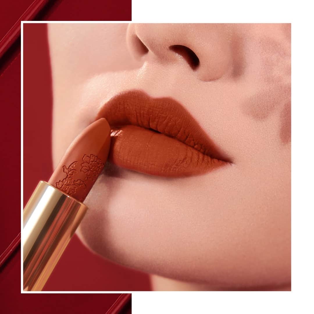 Lancôme Officialさんのインスタグラム写真 - (Lancôme OfficialInstagram)「For Chinese New Year,  lips are all the more attractive when tinged with a blurred matte veil of L’Absolu Rouge Intimatte. A new refined Limited Edition designed in collaboration with Maison @sophiehalletteofficial, exclusively for Lancôme. #Lancôme #CNY」2月12日 22時34分 - lancomeofficial