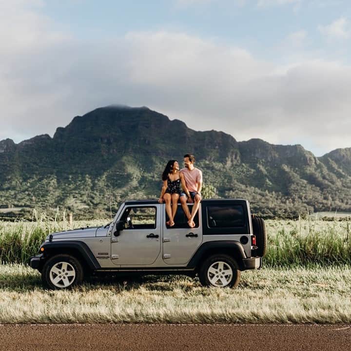 Visit The USAのインスタグラム：「Kauai is known as the "Garden Island" and the lush 🌿 scenery definitely lives up to the name! Tropical rainforests, rivers, waterfalls, and beautiful beaches make up this Hawaiian Island. Rent a car 🚗 and explore or relax on the beach 🏖️ and enjoy the scenery! #VisitTheUSA 📸 : @gabby.wigley」