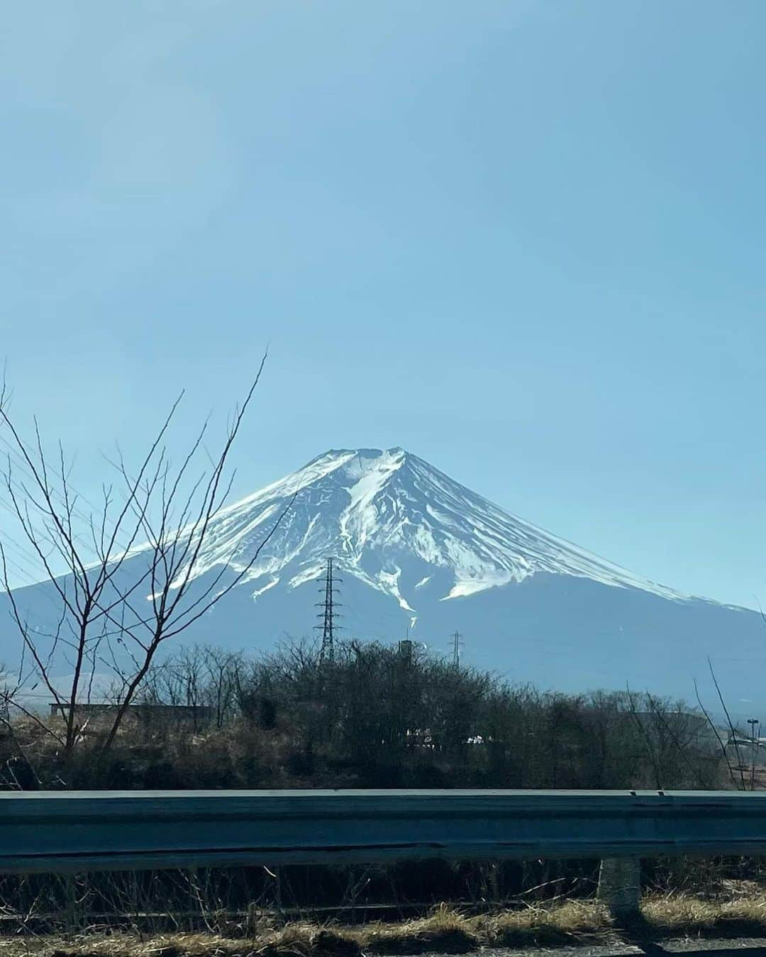 渡邊真由さんのインスタグラム写真 - (渡邊真由Instagram)「レンタカー借りて富士急💙」2月12日 23時47分 - ma_yuuuu912