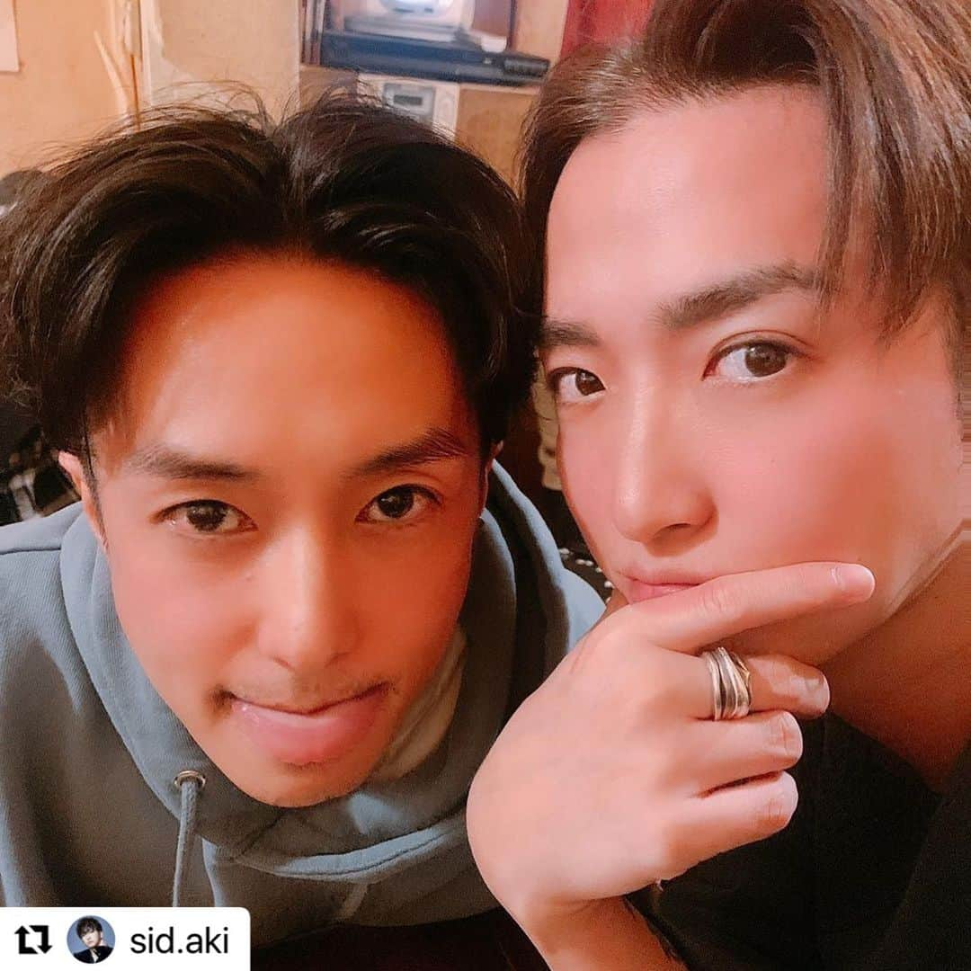 奈良裕也さんのインスタグラム写真 - (奈良裕也Instagram)「明希ちゃん！ 久々〜　たのしかったー　また今度👌😊 #sid」2月12日 23時48分 - yuyanara