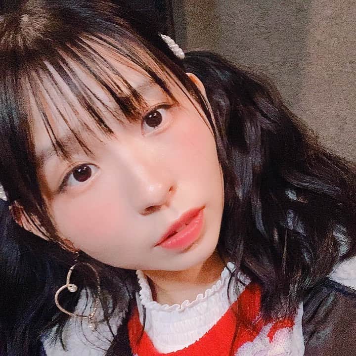 古川未鈴のインスタグラム：「. 連日、リハしてます。 体調はそこまで悪くないけど 体が重いせいかなんなのか 疲れるのがとても早い、、。  しかし、体を鍛えておかないと 産後がまたつらいみたいな話も聞く！ みなさんなにかやっていたりするのかしら、、 . . . #プレママ  #dempagumi」