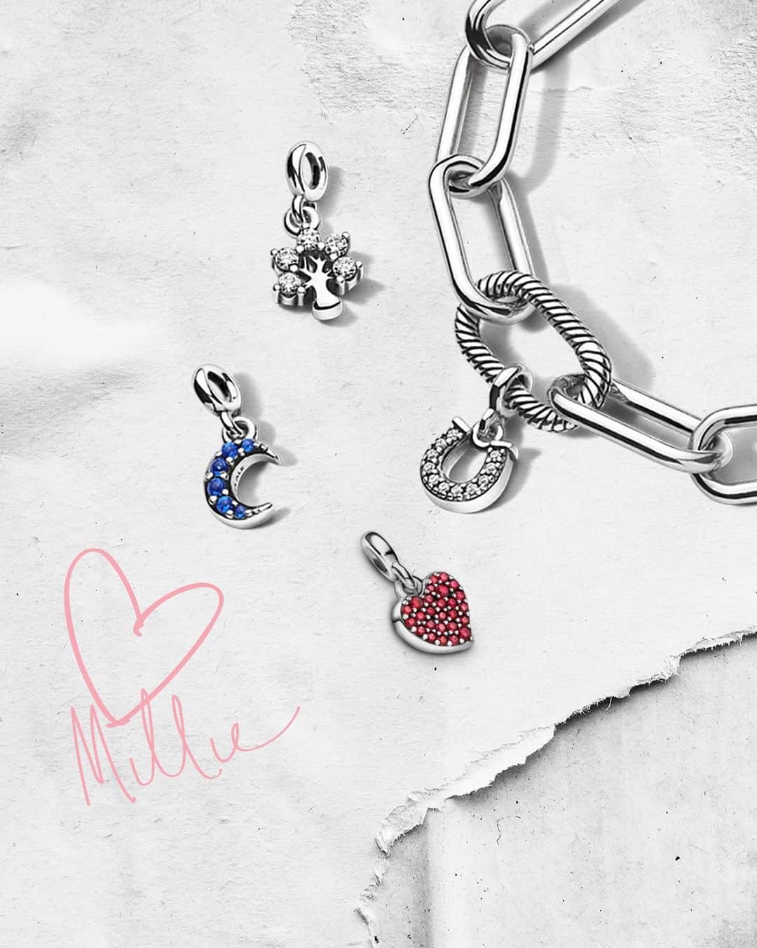 PANDORAさんのインスタグラム写真 - (PANDORAInstagram)「Signs of friendship. A special selection of charms from @MillieBobbyBrown for Galentine’s Day. “My favourite one is the red heart,” she says. “It symbolizes love and that’s the key ingredient to a good friendship.” #MillieBobbyBrown #SomethingAboutYou #PandoraMe #PandoraCharms」2月13日 0時08分 - theofficialpandora