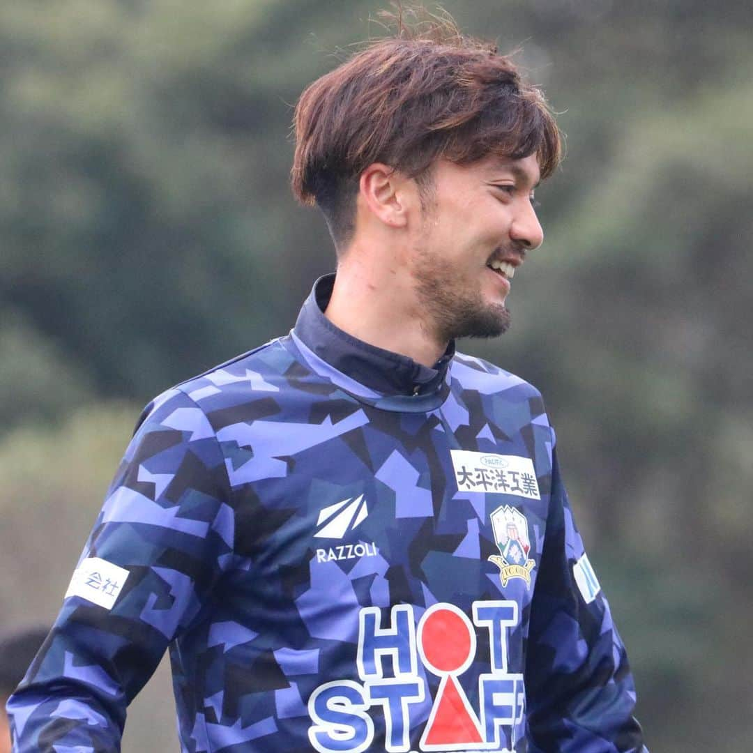 ＦＣ岐阜さんのインスタグラム写真 - (ＦＣ岐阜Instagram)「【宮崎キャンプ3日目】 2.12(Fri)  トレーニングフォト📸  #fcgifu #ＦＣ岐阜 #躍動」2月13日 0時11分 - fcgifu