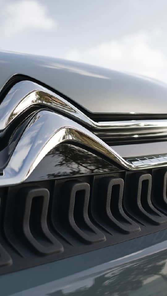 Citroënのインスタグラム：「With New Citroën C3 Aircross SUV, there's room for all your passions #CitroënC3AircrossSUV #SUV #Adventure #Roadtrip #New #Car #Rolling #Lifestyle #Passion」