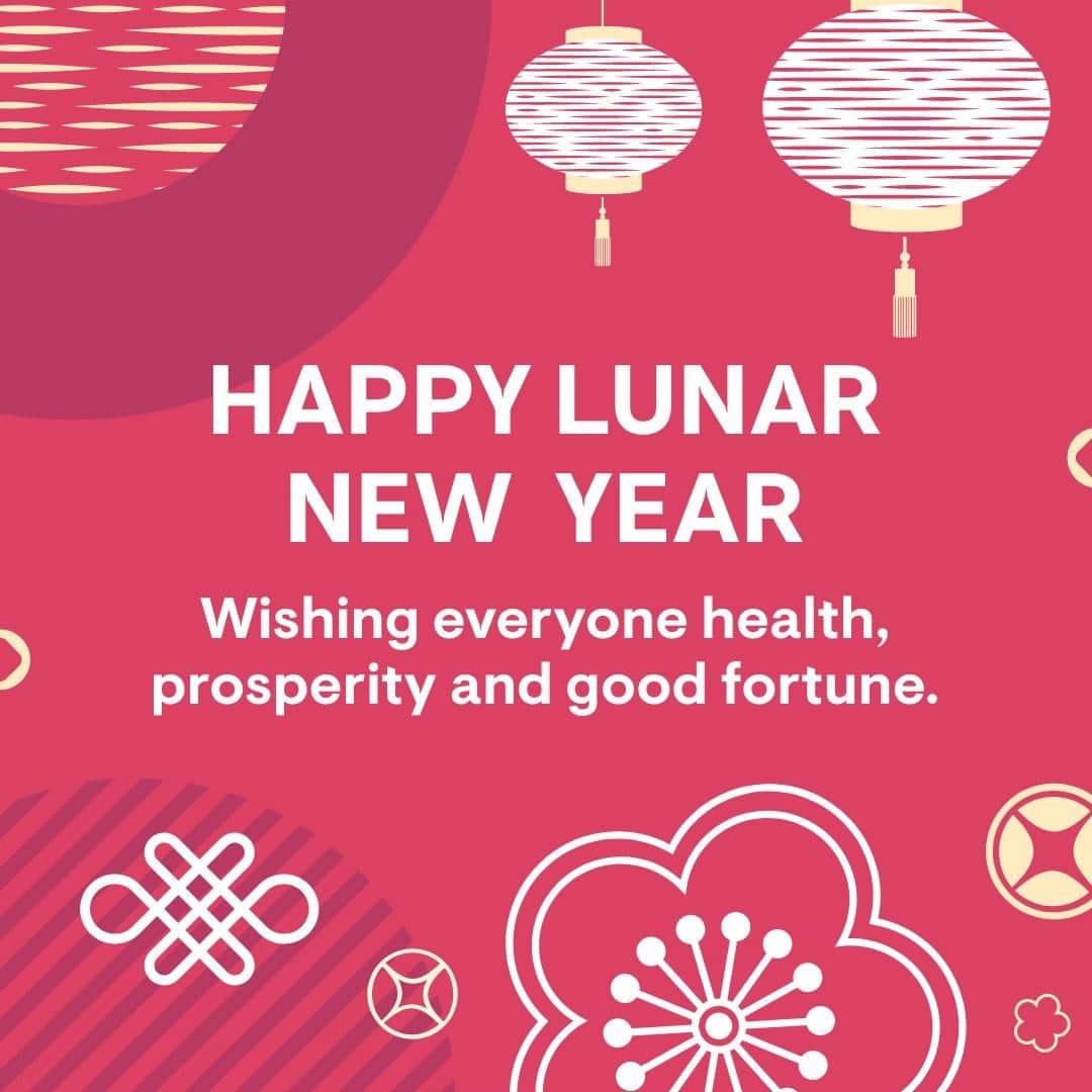 エアロポステールのインスタグラム：「The Lunar New Year celebrates new beginnings. The holiday is about attracting happiness, health and good fortune into the next year. It is believed that one way to attract good luck is to wear red.⁣  ⁣ This #LunarNewYear is the Year of the Ox. The Ox represents strength, fairness and inspiring confidence in others. ⁣  ⁣ Wishing everyone health, prosperity and good fortune. We hope to inspire confidence in you 🌙 #AeroWorld」