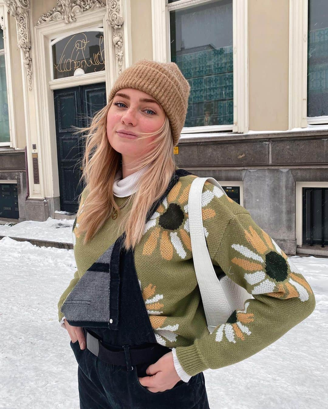 Marije Zuurveldさんのインスタグラム写真 - (Marije ZuurveldInstagram)「Zijn we al klaar met alle sneeuw posts? 😂」2月13日 1時37分 - marijezuurveld