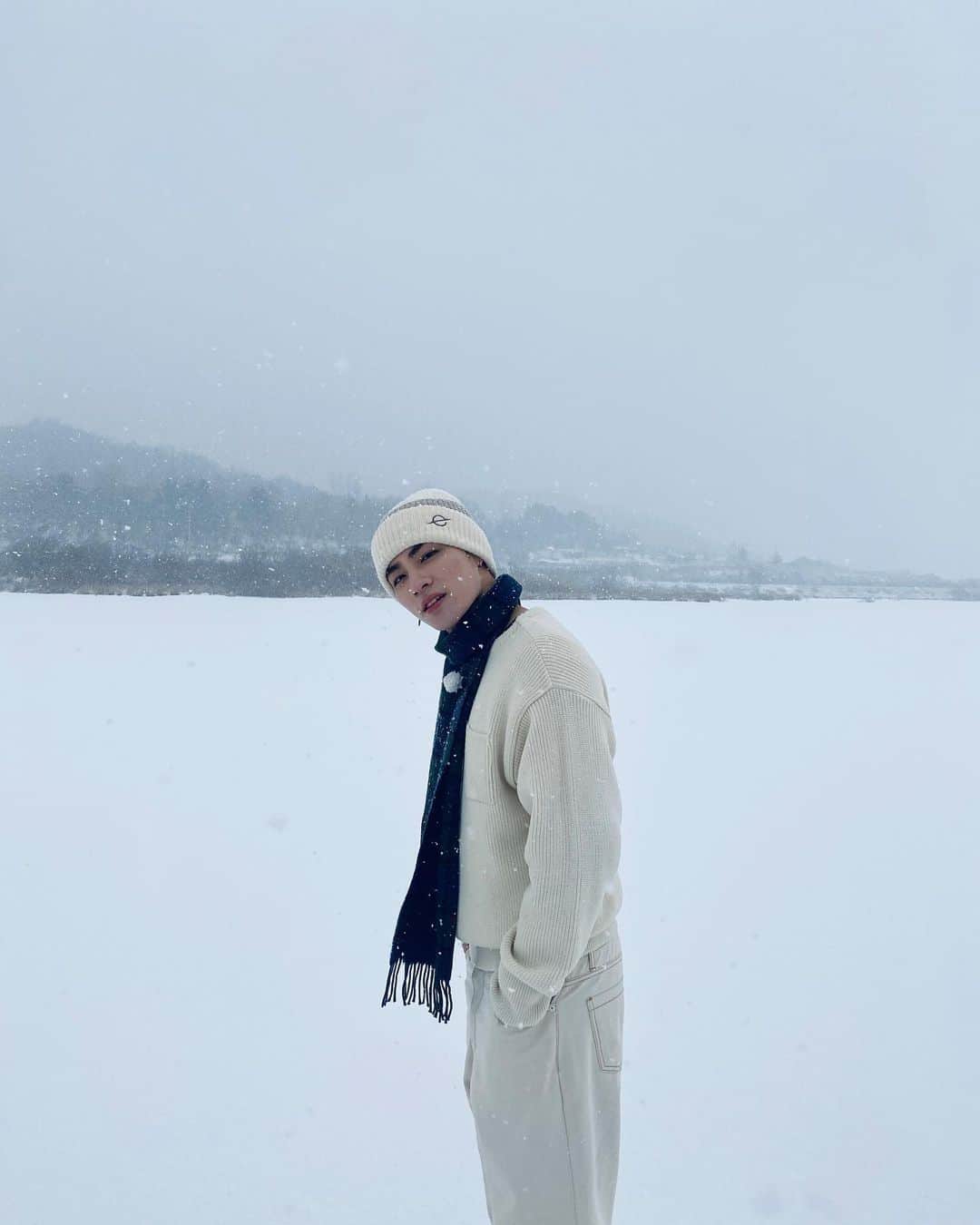 シャオジュン（XIAOJUN）さんのインスタグラム写真 - (シャオジュン（XIAOJUN）Instagram)「Happy new year🧧🧧🧧」2月13日 1時50分 - djxiao_888