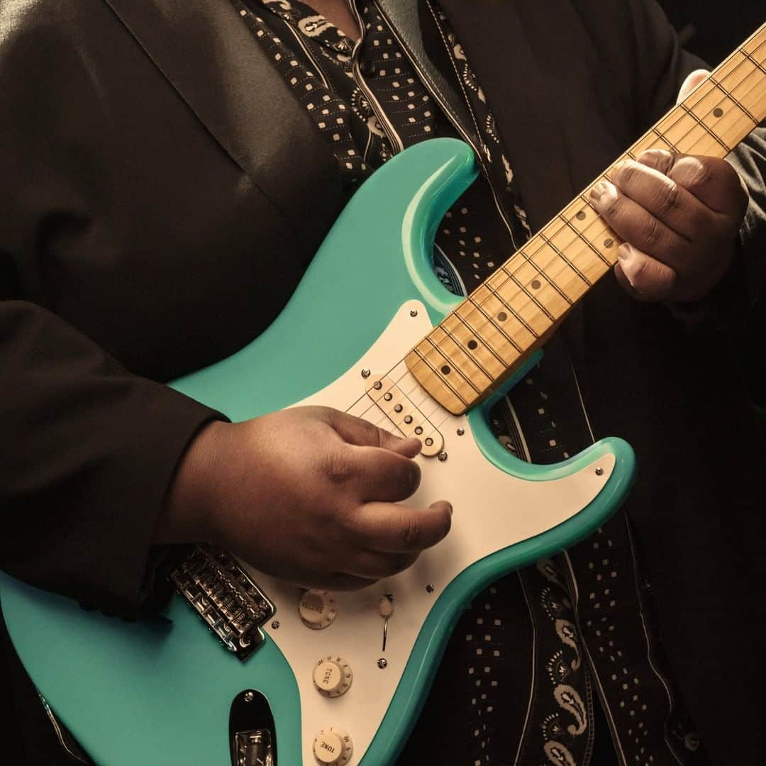 Fender Guitarさんのインスタグラム写真 - (Fender GuitarInstagram)「Have you checked out our #BlackHistoryMonth playlist yet? Celebrate Black creators, ranging from the hits legends like @prince, Parliament, A Tribe Called Quest and modern classics from @leonbridgesofficial, @steve.lacy and @jayladarden. Take a listen via link in bio.」2月13日 2時00分 - fender