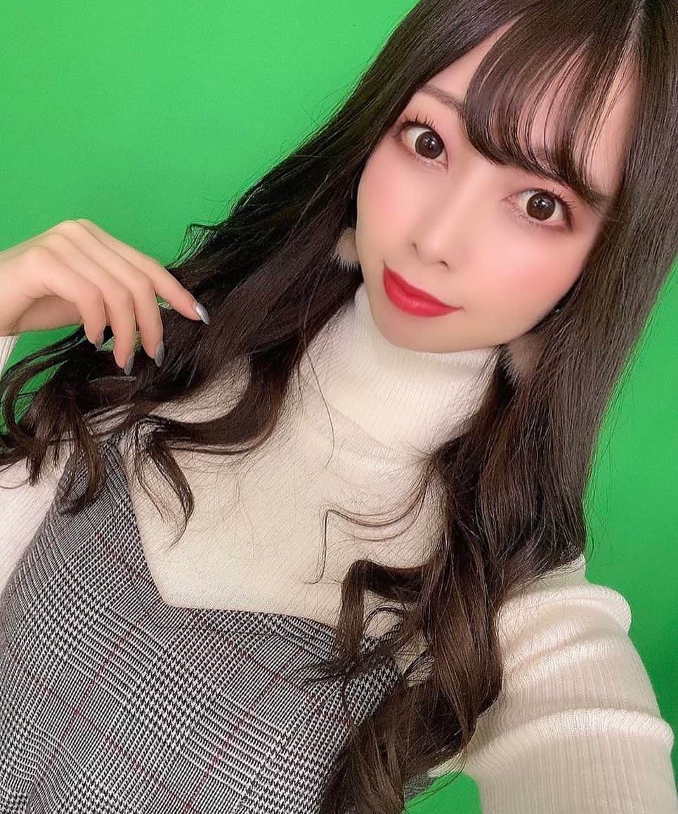 小泉奈央さんのインスタグラム写真 - (小泉奈央Instagram)「. 天気いい〜☺️☀️🍫」2月13日 11時45分 - nao_koizumi_