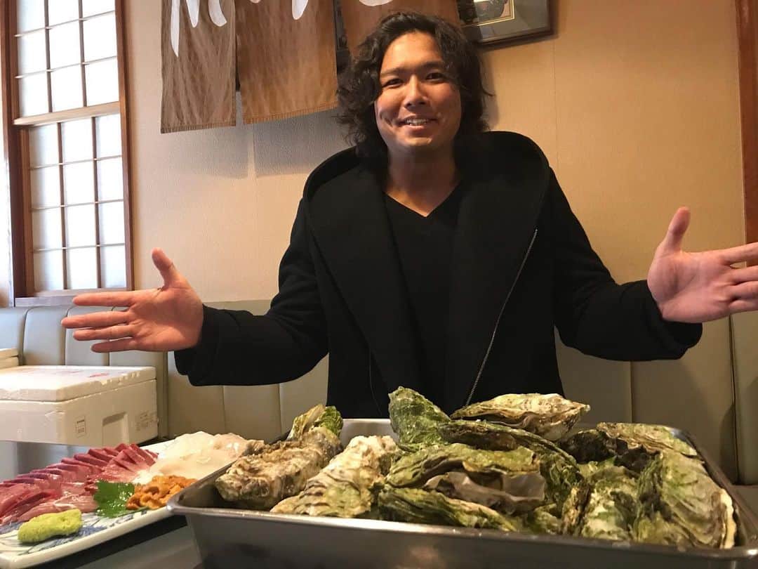 ジェイク・リーのインスタグラム：「こんな顔になっちゃいますわー」