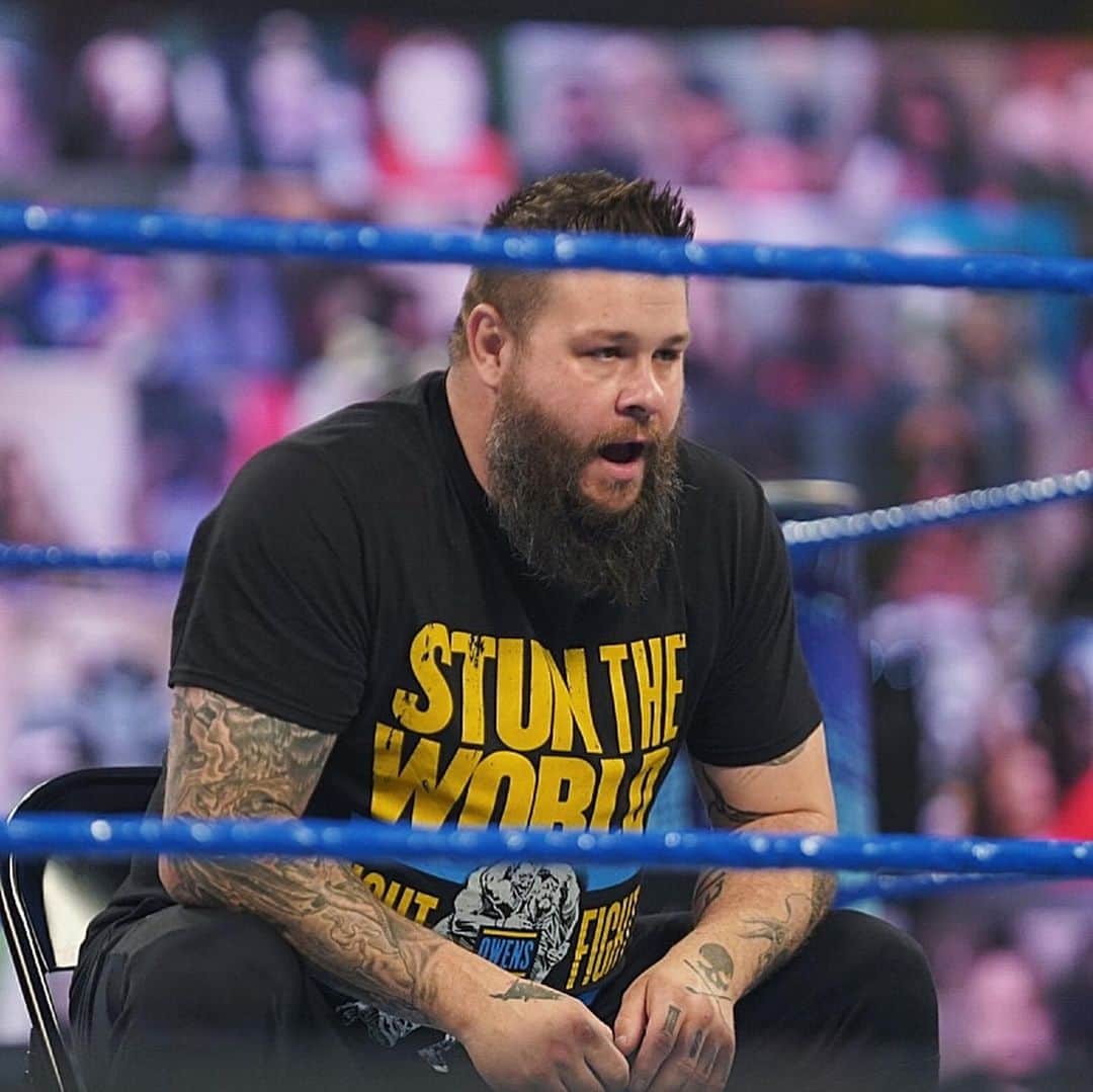 WWEさんのインスタグラム写真 - (WWEInstagram)「#KevinOwens sits alone in the ring after chaos breaks out at the end of #SmackDown!」2月13日 12時05分 - wwe