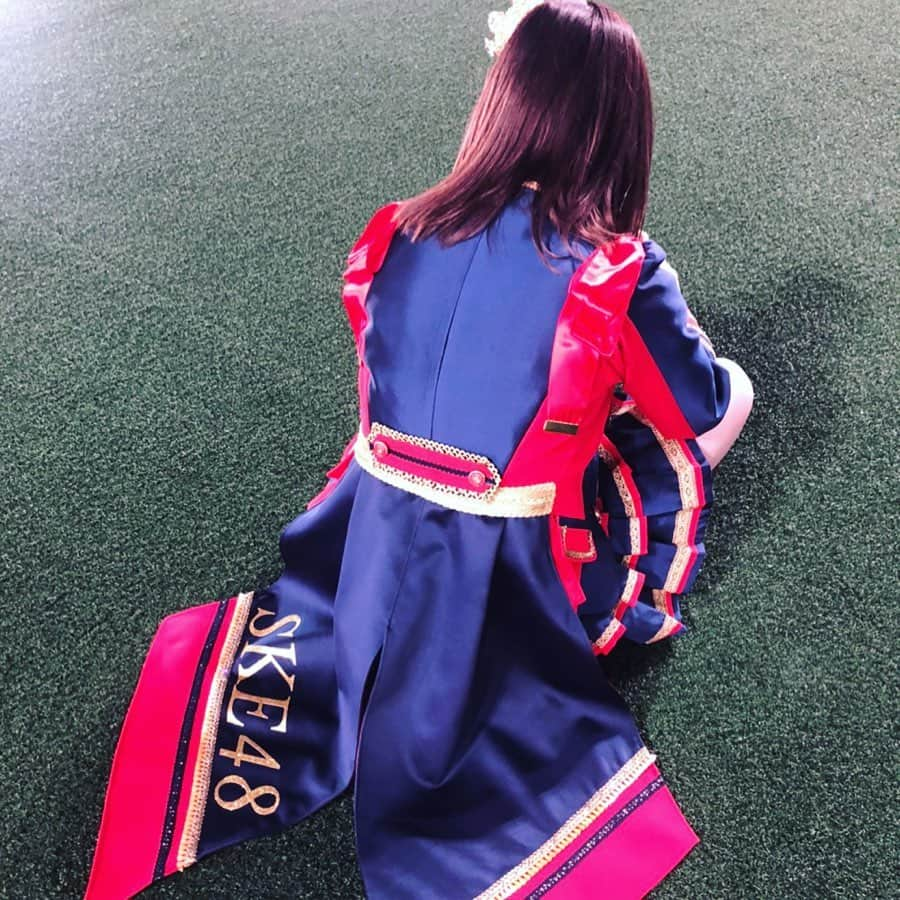 松井珠理奈さんのインスタグラム写真 - (松井珠理奈Instagram)「残り少ない時間をおやすみに使ってしまいごめんなさい😭 その分さらに輝きたいなぁ❤️ 今までは、背中はたくさん見せてきたから… 次はギュ〜ってしてもらわなきゃ😈✨  #ske48  #akb48  #松井珠理奈  #matsuijurina  #blackpearl #changeyourworld  #SKE48 #恋落ちフラグ #衣装 #可愛い  #love」2月13日 12時50分 - jurinamatsui3