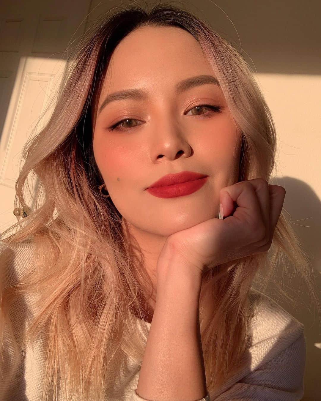 Yukiのインスタグラム：「Today, I’m spending time with my family for 🎊🧧 Lunar New Year 🧧🎊 I am grateful that me and my family are alive and well. We pray for health, happiness, and good fortune for 2021. I also wish everyone a lucky year 🙏🏻 #lunarnewyear #happylunarnewyear」