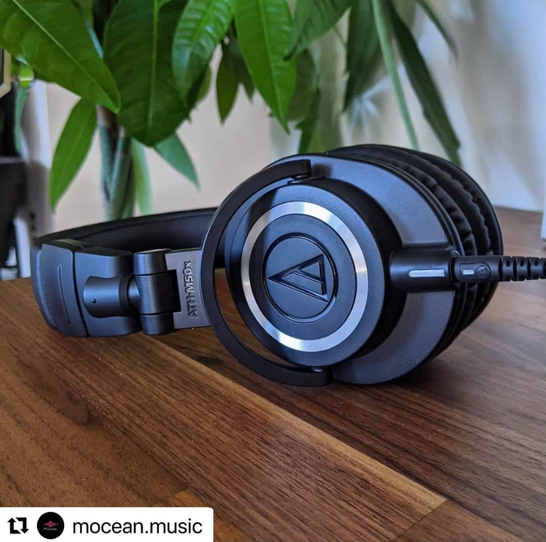 Audio-Technica USAのインスタグラム：「#FanPhotoFriday: “Got myself something good! Absolutely loving the vibe you feel with these Audio-Technica M50x headphones, recommended!” Thanks for sharing, @mocean.music!⁠ .⁠ .⁠ .⁠ #AudioTechnica #ATHM50x #M50x #Headphones #Music #Audio #Recording #Studio #Musician #Performer⁠」
