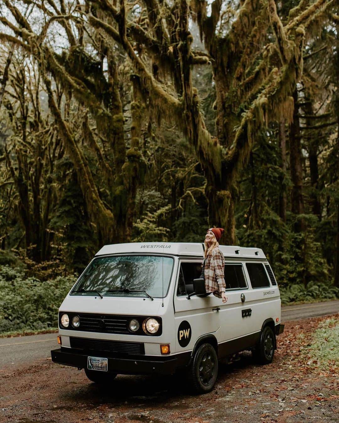 Visit The USAさんのインスタグラム写真 - (Visit The USAInstagram)「Olympic National Park in Washington is known for its biodiversity! From glacier-capped mountains to temperate rainforests, there are over 404,685 hectares of wilderness to explore. Who is your favorite person to travel and explore ✈️ with? Tag your adventure buddy in the comments. 👭 👫 👬 #VisitTheUSA 📸 : @noraemilyphoto」2月13日 5時00分 - visittheusa