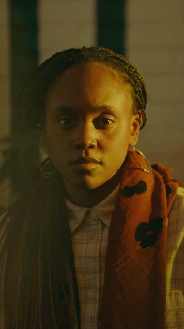 Nissan USA Official Instagram accountのインスタグラム：「@eboniesmithmusic is one of the audio engineers behind the critically acclaimed musical Hamilton. Watch her speak about how Black music drives American culture. #BlackHistoryMonth #DrivingTheBeat」
