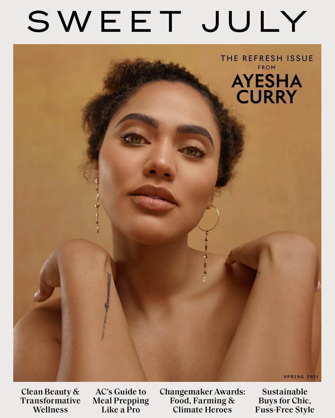 エイヨシャ・カレーのインスタグラム：「The spring REFRESH issue of @sweetjuly is on stands now! So excited about this one. In this issue we talk about small changes to freshen up everyday life. 2021 is about being in the drivers seat of YOUR life and happiness. Let’s get it!  Photographer:  @emmanmontalvan  makeup: @ashleybias  hair: @vernonfrancois  styling: @mindy_le_brock」