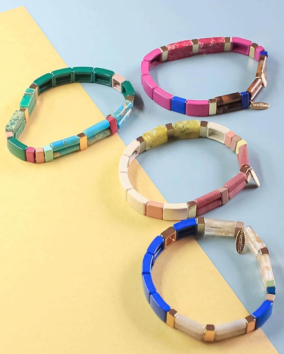 セレフィーナさんのインスタグラム写真 - (セレフィーナInstagram)「the wise bracelet choice ;) ft. the #athena tile stretch bracelet」2月13日 6時09分 - serefinajewelry