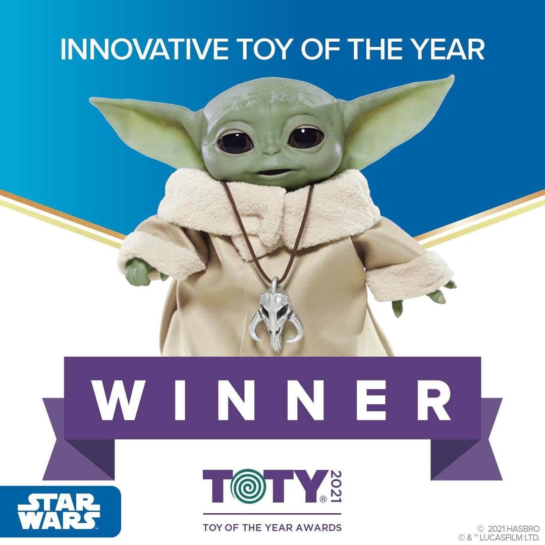 Hasbroのインスタグラム：「The STAR WARS - THE MANDALORIAN  THE CHILD™ - ANIMATRONIC EDITION by #Hasbro was just named “Toy of the Year” and “Innovative Toy of the Year” at the 2021 #TOTY awards!」