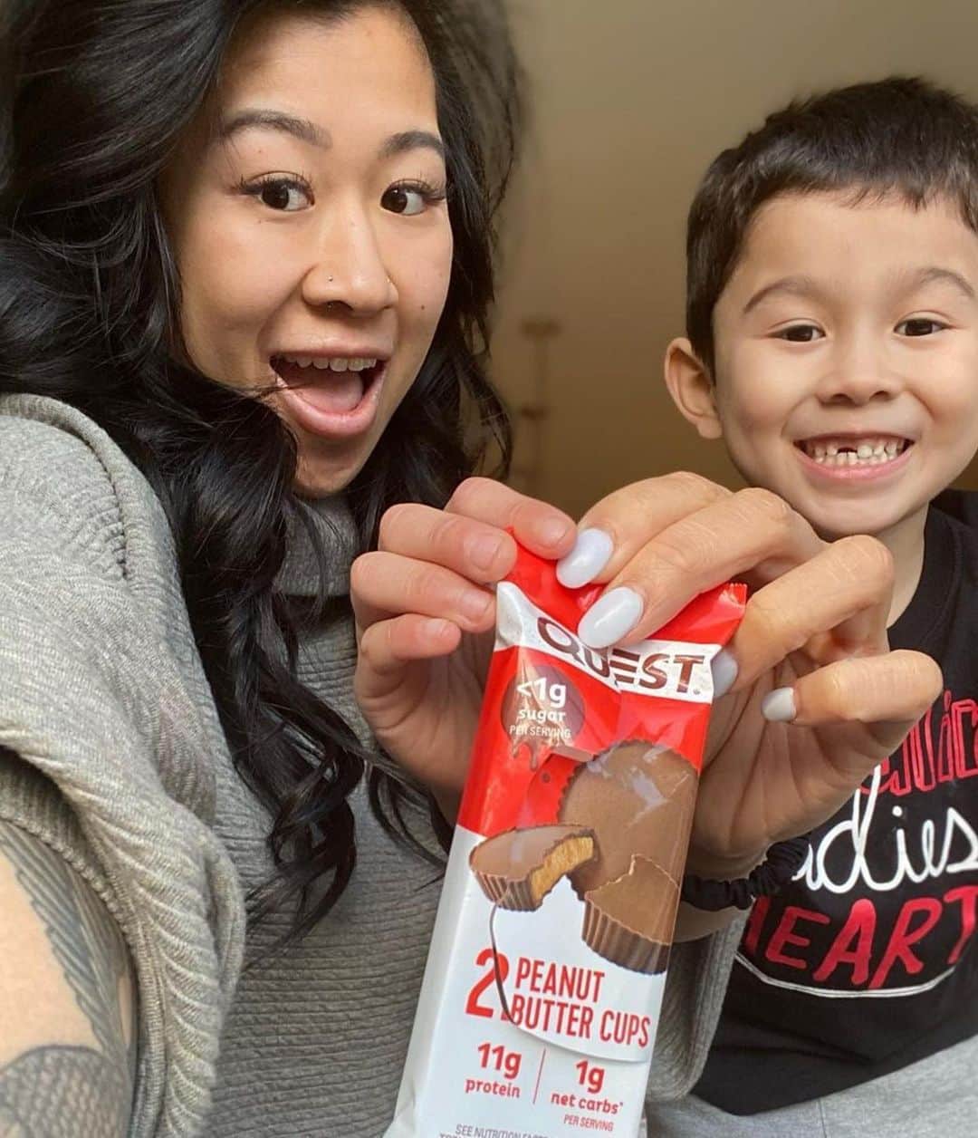 questnutritionさんのインスタグラム写真 - (questnutritionInstagram)「Going #OnaQuest is Better with You Volume Two. 😍😊 Happy #FanCrushFriday! Today, we share more & celebrate you + the special someone(s) in your life. Thank you all so much, as always, for being the best fans ever. 🙏 • Tag us @QuestNutrition & use #OnaQuest for a chance to be featured in a future #FCF! 💙 #QuestSquad」2月13日 6時47分 - questnutrition
