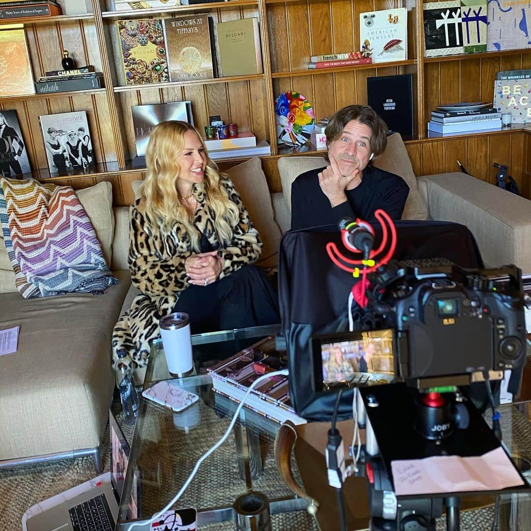 レイチェル・ゾーさんのインスタグラム写真 - (レイチェル・ゾーInstagram)「Big things coming soon... back working with my ❤️ @rbermanus #thisisus XoRZ」2月13日 6時57分 - rachelzoe