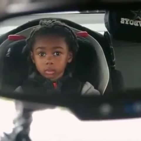 ケリー・オズボーンのインスタグラム：「@thelifeofchaceelijah: As a parent. You always want your child to be just like you and that's nothing wrong with that. But just imagine how Dope it would be if they could be a better version of you?  Try my best as a black Father to mold and shape my son in every way to be better than me, Smarter, Wiser, Brighter and Stronger because when I look back on his life I want to make sure I did everything possible that I could to raise a strong Black King. ⠀⠀⠀ Tag: @oprah @willsmith they need to interviewed.  ⠀⠀⠀ @jimmykimmellive @rightthisminute @tvonetv @cocoabutter @theshaderoom @tmobile @jimmykimmel @shaunwhite @therock @kevinhart4real @willsmith @kyle_newman @katherineheigl  @snoopdogg @theellenshow @sophiastallone @michaelbjordan @michelleobama @balleralert @jemelehill @owntv @allstallone @beyonce @littlemissflint @zachking  @iamsteveharveytv @gregolsen88 ⠀⠀ ⠀ #tloce #thelifeofchaceelijah #niafa #neverinafightalone ⠀⠀⠀⠀⠀⠀⠀⠀⠀ #congenitalheartdefect #chdwarrior #chdawareness #chdsurvivor #heartdefect #heartwarrior #heartsurgery #chd #tetralogyoffallot  #openheartsurgery #tof #dadstoday #smib #gtube #childrenshosptial #feedingtubeawareness #ifonlyyouknewchd #feedingtube  #gtubechange #niafawarriorwednesday #rockyourscar」