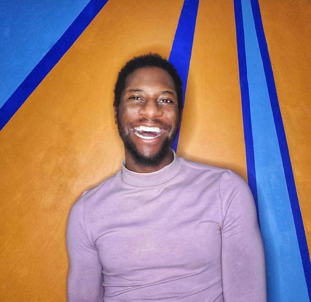 のインスタグラム：「A little lavender relief.  #wasagoodweek #blackboyjoy #brownskinboys #blackhistorymonth #coloryourice #Blacklivesmatter #defundthepolice #refundcommunities」