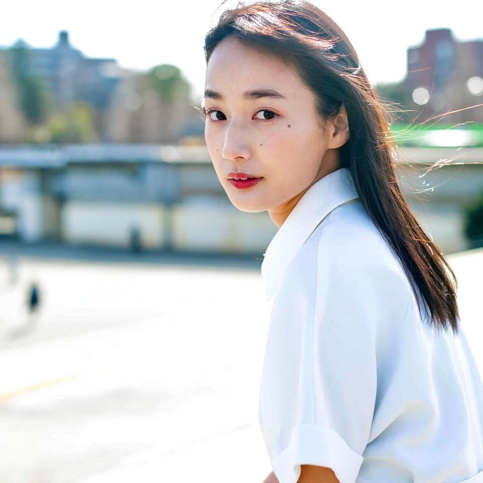高嶋香帆のインスタグラム：「新しいプロフィール画像はこちらになります☺️  撮影して頂いたもの日々上げていくので、一番好きな写真が見つかったら参考までに教えて欲しいなぁ☺️✨」