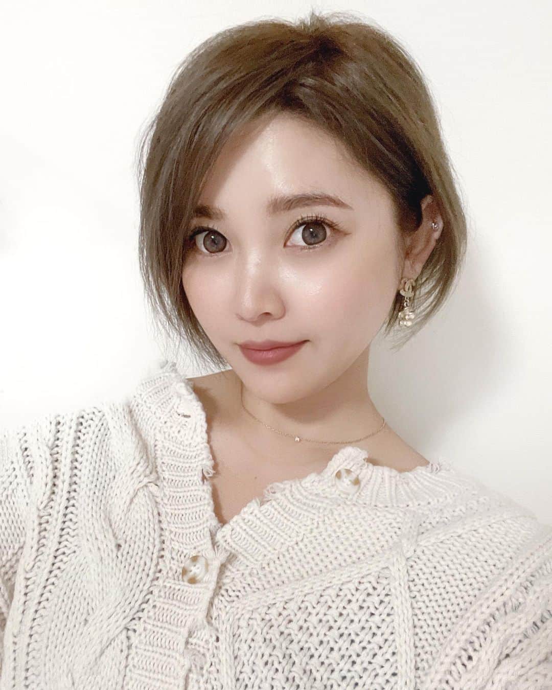 池田沙代のインスタグラム：「. 髪型🌼🌼 ✂️ @allyssuke1216  後ろと横も🙆‍♀️ ▶︎▶︎swipe▶︎▶︎ . . .」