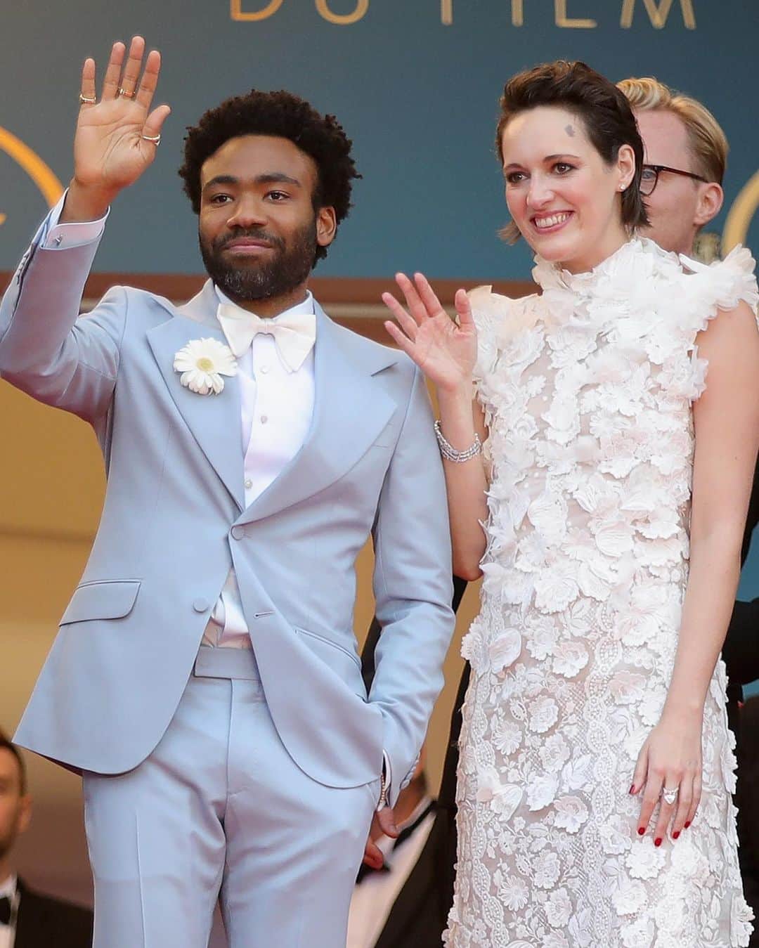Just Jaredさんのインスタグラム写真 - (Just JaredInstagram)「Donald Glover and Phoebe Waller-Bridge are teaming up to turn the Brad Pitt and Angelina Jolie movie “Mr. and Mrs. Smith” into a television series for Amazon! Tap this photo at the LINK IN BIO for more details. #DonaldGlover #PhoebeWallerBridge #MrAndMrsSmith Photos: Getty」2月13日 9時43分 - justjared