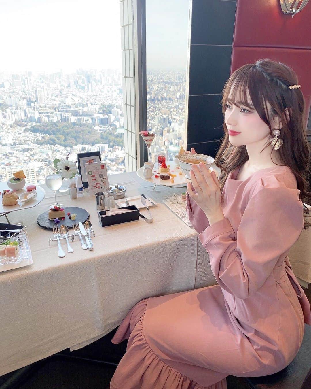 小越しほみのグルメインスタ