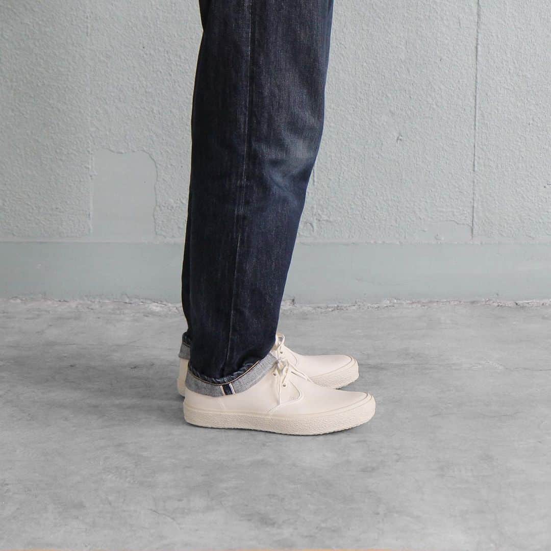 のインスタグラム：「BLUCH / NATURAL  #moonstarshoes  #finevulcanized  #bluch  #madeinkurume」