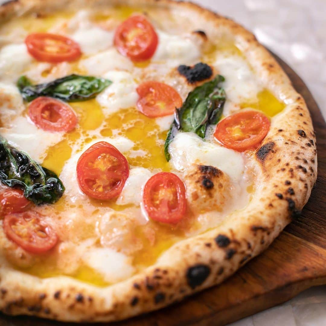 ポジリポのグルメインスタ