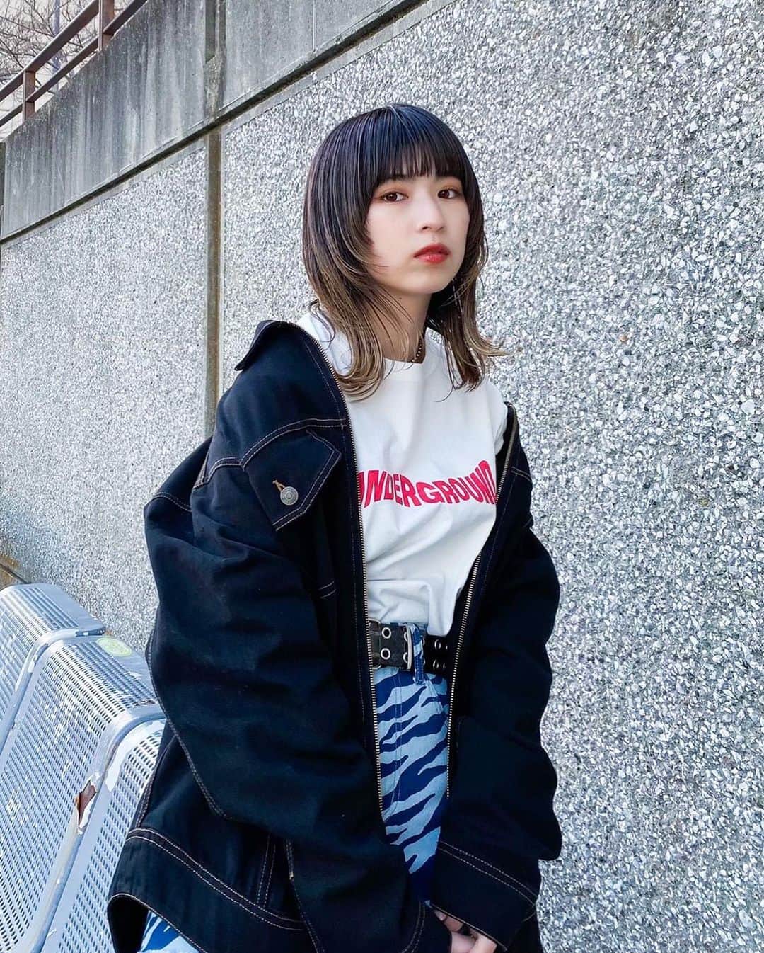 XGIRL_ootdのインスタグラム：「#xgirl_ootd @pyn0504 151cm XLARGE/X-girl HARAJUKU STAFF ・ -------------------------- ▪️#xgirl_ootd @pyn0504 151cm XLARGE/X-girl MINATOMIRAI STAFF ・ -------------------------- ▪️SHIRT JACKET ¥14,000+tax ▪️5 POCKET HIGH WAIST SHORT PANTS ¥9,000+tax ▪️DISTORTED LOGO L/S TEE ¥6,000+tax . -------------------------- #xgirl #xgirljp #xgirlus . -------------------------- #xgirl #xgirljp #xgirlus #エックスガール」
