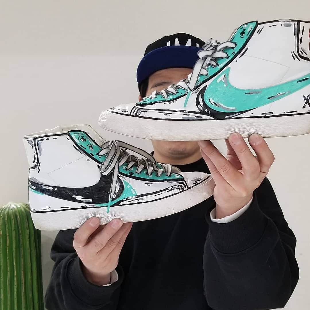 青木剛さんのインスタグラム写真 - (青木剛Instagram)「Sneaker paint custom. Cartoon-ver. 鹿嶋で、洋服の創作など、一緒に活動をしている友人、@ametara1001 さんに、 スニーカーをカスタムしてもらいました！ Cartoonという手法みたいで、 仕上がりにびっくりしました！ 今度、僕も指導してもらいたいと思います🙏 #XV #TA #nike #sneaker #paint #custom #cartoon #fashion #instagood #鹿嶋市 #感謝」2月13日 21時39分 - takeshiaoki15